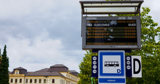 Zastávky MHD v Olomouci čeká modernizace. Nové panely přinesou aktuálnější informace
